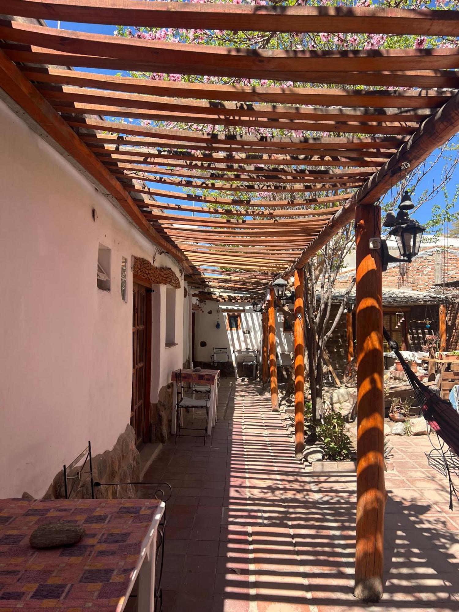 Hostal Tierra Andina Cafayate Bagian luar foto