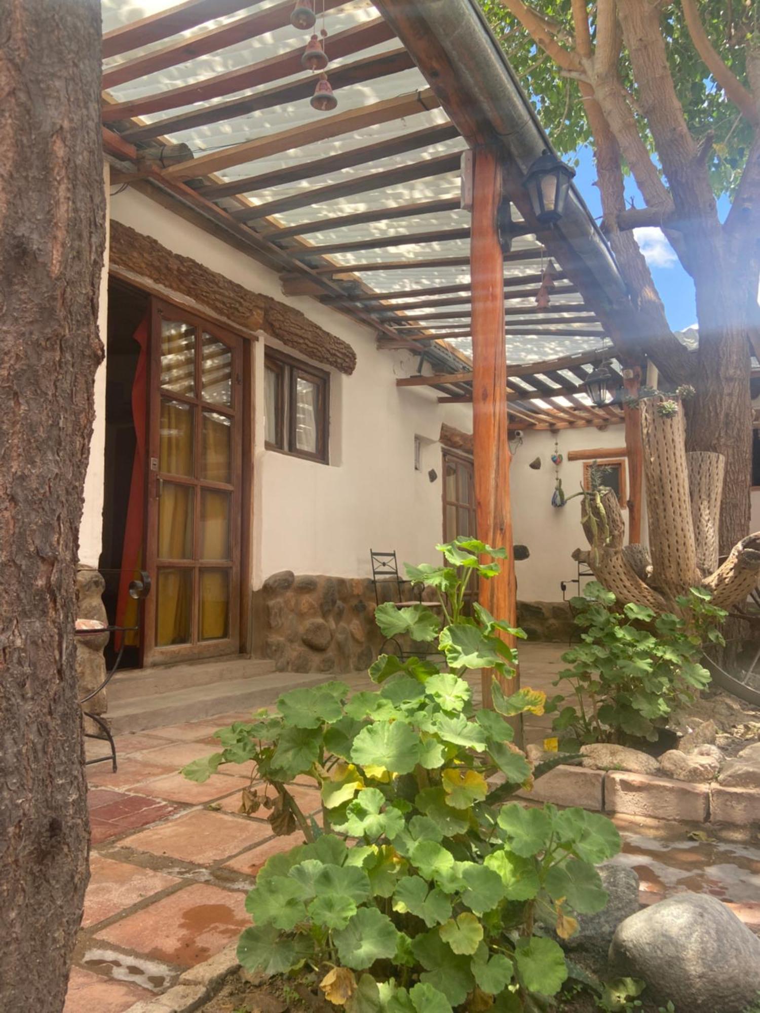 Hostal Tierra Andina Cafayate Bagian luar foto