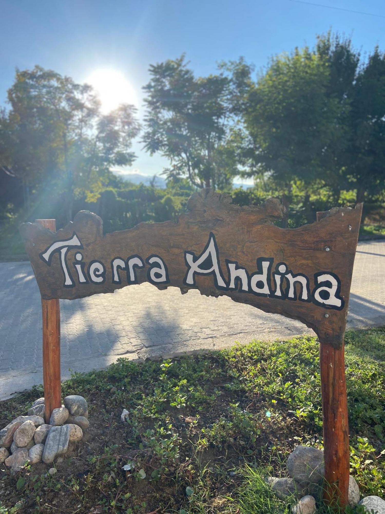 Hostal Tierra Andina Cafayate Bagian luar foto